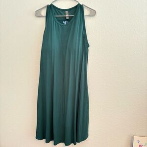 Shebird Built in Bra Dress in Olive Green Size 6 w/ pockets